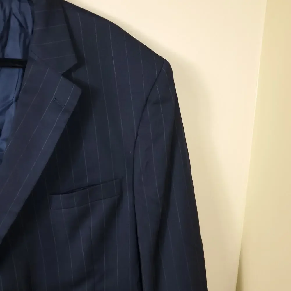 Jos A Bank Navy Pinstripe Wool Sport Coat Blazer Jacket in Navy Size 48R